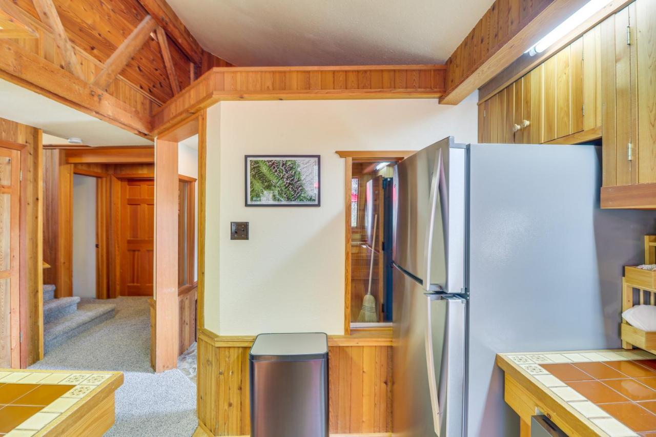Hungry Horse Cabin With Gas Grill, Near Glacier! エクステリア 写真